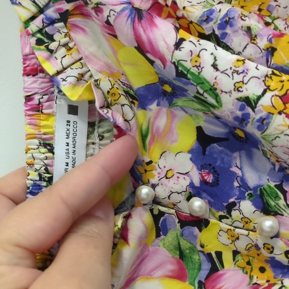 Zara Floral Puff Sleeve Multicolor Sweetheart Neckline Pearl Buttons FeminineTop - Picture 5 of 7